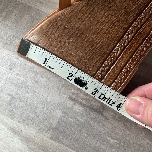 Italian Shoemakers Brown Wedge Sandals - Picture 4 of 8